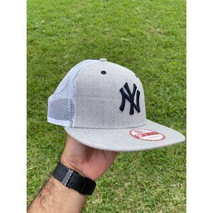 New Era NewYork Yankees MLB Mens Denim Stitcher Mesh Adjustable Cap Hat